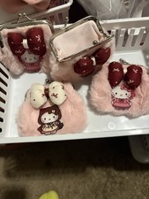 Hello Kitty Metal Clasp Coin Purse Small Pink /Bows/ Fuzzy