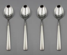 Oneida Stainless Flatware - SATIN EASTON Dinner / Place Spoons - Set of Four New