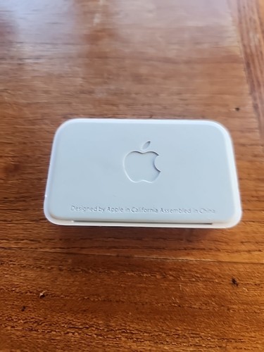 Apple iPod and iPhone 3G Dock Docking station for iPods + iPhone 3G 3GS Charging - 第 2/3 張圖片