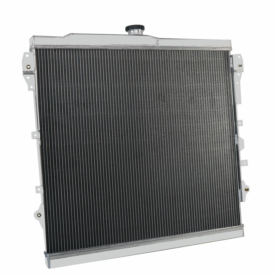 3 Row Aluminum Radiator for 2007-2014 2008 2009 Toyota Tundra SR SR5 4.0L V6 Gas Foto 4 de 4