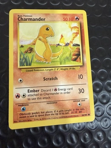 CHARMANDER - 46/102 - Base Set - Pokemon Card - NM