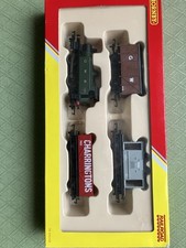 Hornby Railroad Train Pack