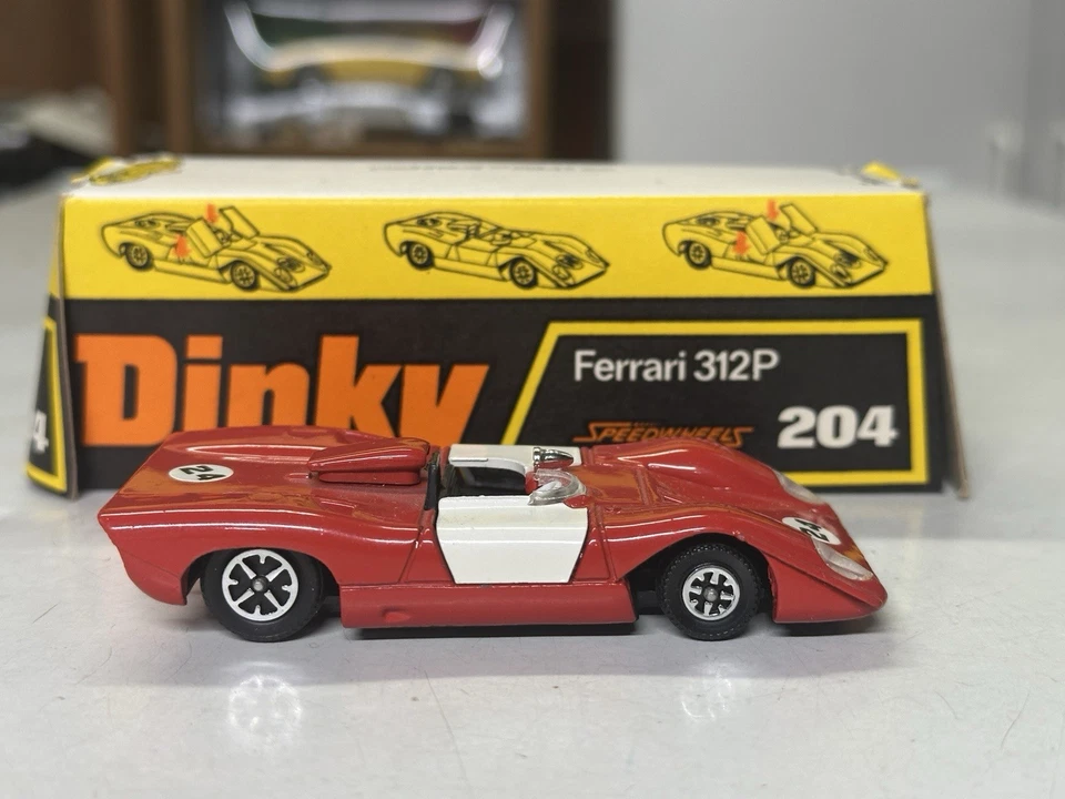 1:43 DINKY TOYS diecast sports car #24 FERRARI 312P Made in England #204 - Image 2 of 4