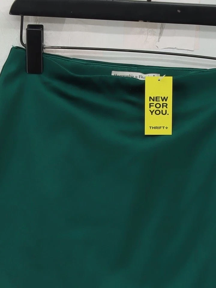 Abercrombie & Fitch Women's Mini Skirt S Green Other with Nylon, Elastane Mini - Image 3 of 4