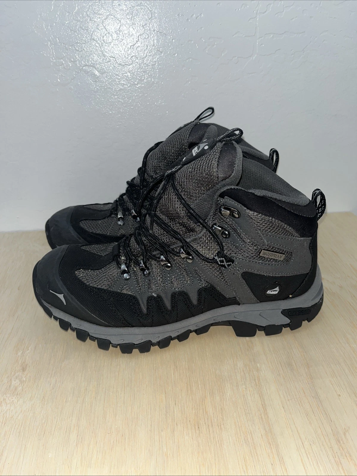 pacific mountain hiking boots Men’s 11