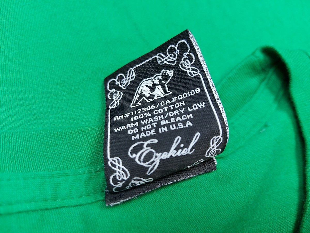 ★激レア★90年代　Ezekiel Clothing skateboard Vintage Ezekiel Skateboarding Short Sleeve T-Shirt - XL