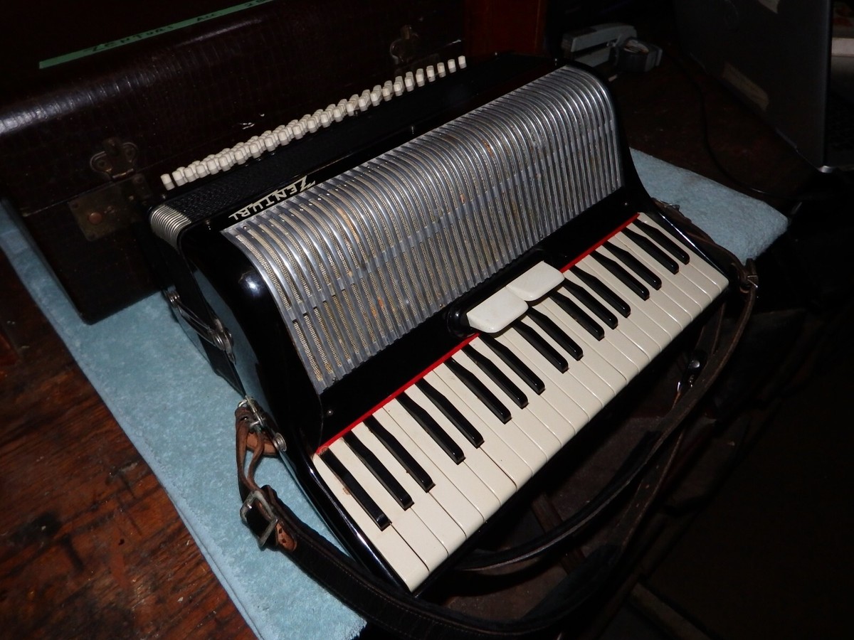 Vintage Large Accordion ZENTURI Italy Piano Style Alligator case