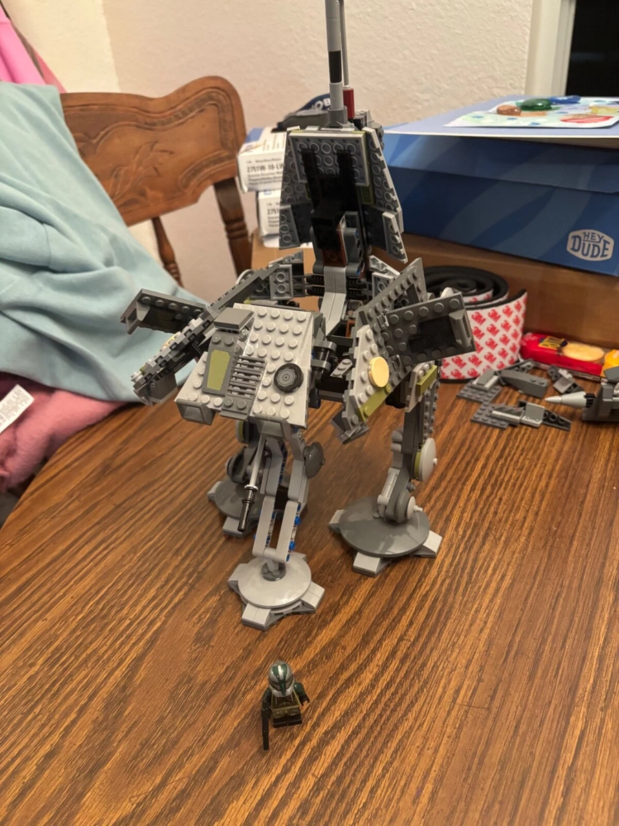 スター・ウォーズAT-APウォーカーフィギュア AT-AP Walker Vehicle 30th Anniversary Star Wars Hasbro