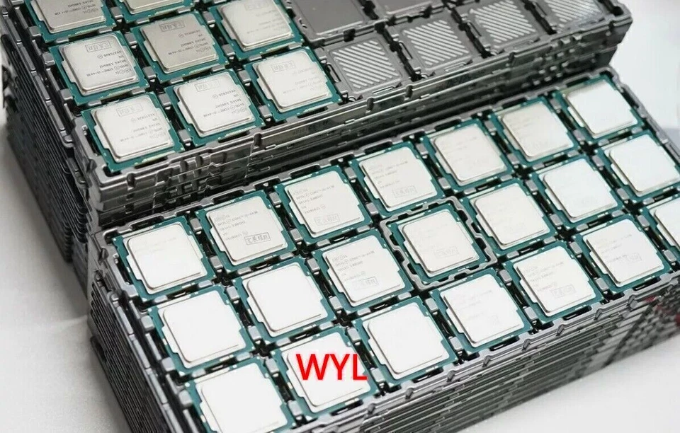 Intel Xeon E3-1230V2 quad-core SR0P4 3.3GHz LGA1155 CPU processor E3-1230V2 - Image 4 of 4