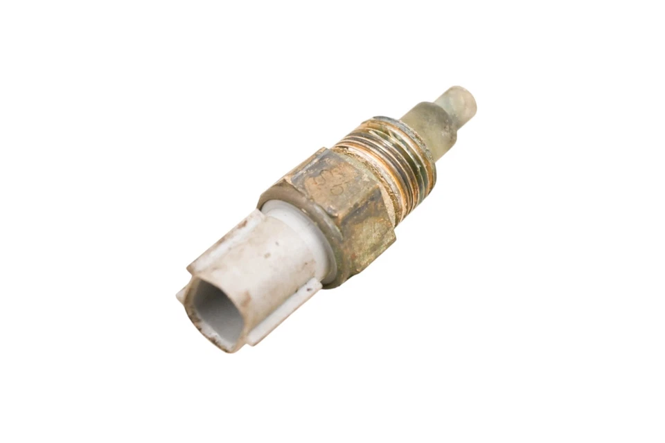 Sensor interruptor de temperatura 15 Kubota RTV X 1100 C Foto 2 de 3