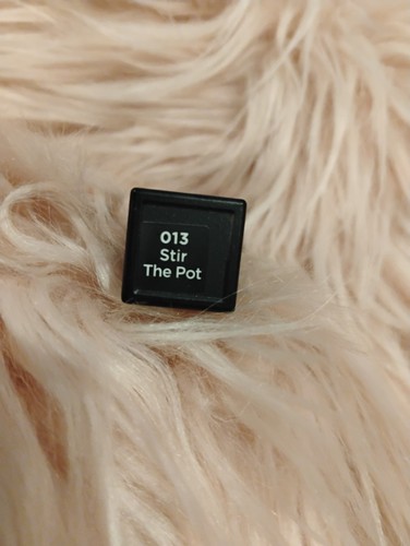 Tinta de gamuza Revlon Colorstay - 013 Stir The Pot B55 - Imagen 2 de 2