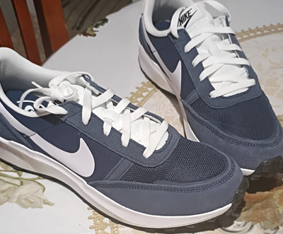 Nike Waffle Debut Midnight Navy Men's Athletic Sneakers FJ4195-400 White