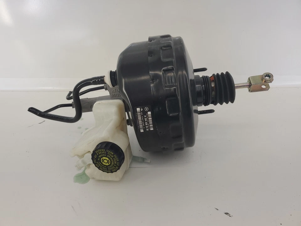 Mercedes Benz C300 2008-2014 4Matic W204 refuerzo de freno OEM Foto 2 de 4