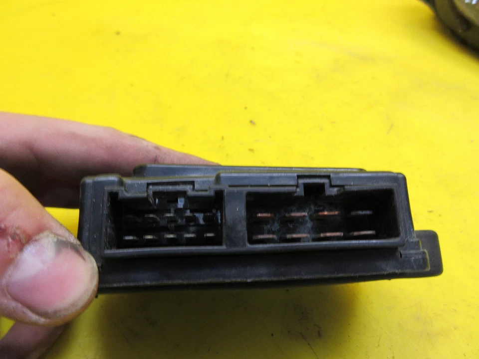 1998-2002 OEM KAWASAKI ZX9R VN ZX6R GPZ ZR FUSIBLE FUNCIÓN CAJA RELÉ CONJUNTO Foto 2 de 4