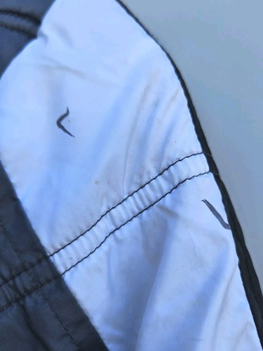 Nike Air Jordan Synthetic Puffer Jacket Black Silver Youth Boys XL * Pen Mark - Picture 5 of 5