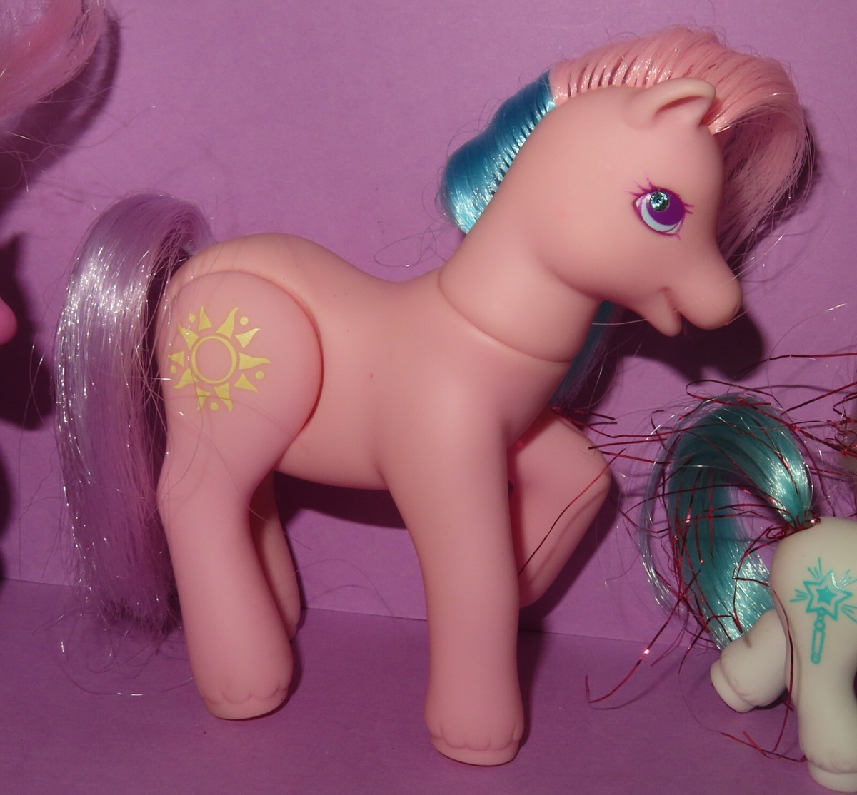 【vintage】My Little pony｜イヤホンジャック My Little Pony / Applejack With Brush Flower / Nirvana Italy