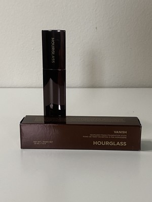 Hourglass Ambient Soft Glow Foundation ( Alabaster ) - 1 oz / 30mL NEW