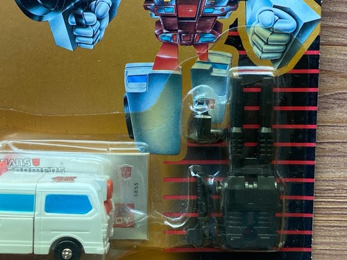 Transformers G1 1990 First-Aid Defensor classic gold MOSC Europe MB hasbro - Picture 3 of 4