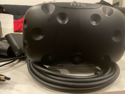   HTC Vive Virtual Reality Headset - Headset + linkbox only  SHIPS WORLDWIDE 