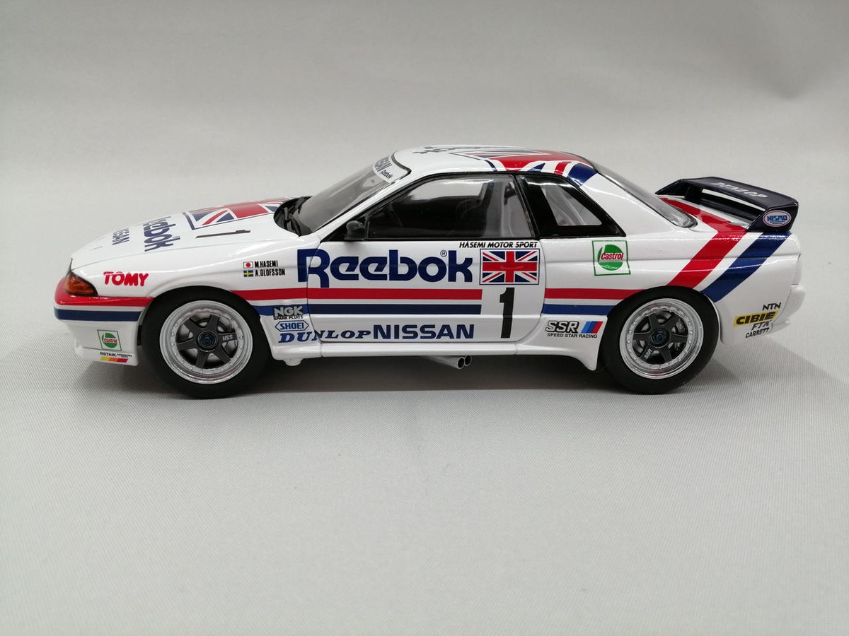 1/24 トミカ. EBBRO エブロ Reebok SKYLIME リーボック