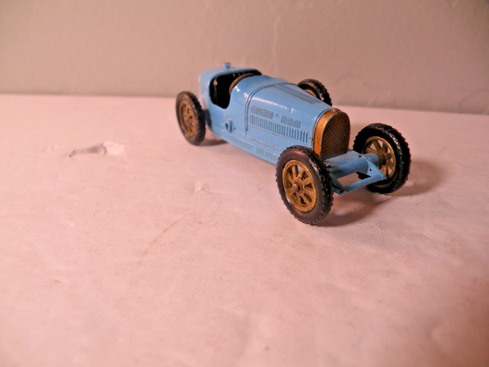 Vintage 1960s Matchbox Diecast Car BUGATTI 1926 Type 35 #6 Lesney England - Image 4 of 4