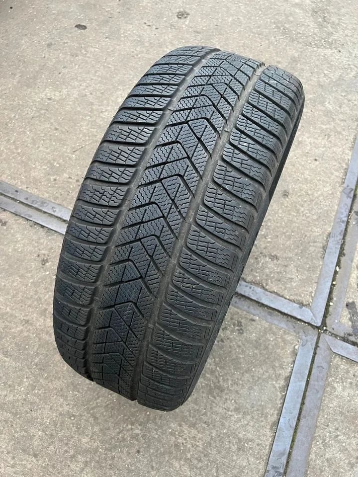 Winterreifen 265/50 R19 110H XL Pirelli Scorpion Winter RFT RSC * 2021 7,5mm - Bild 2 von 3