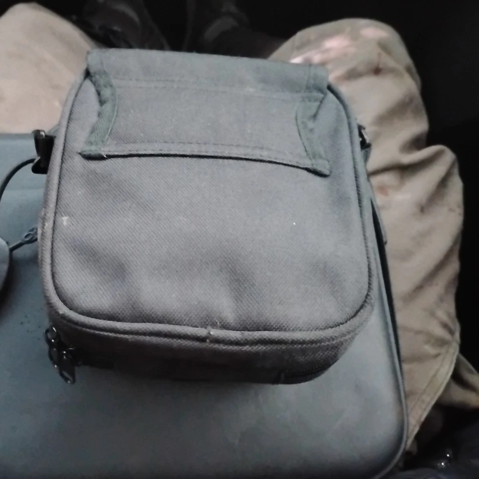 Bolso de Hombro Vintage Esprit Nucleus Negro Multi Bolsillo Tecnología Viaje Deporte Años 90 EE. UU. Foto 2 de 4