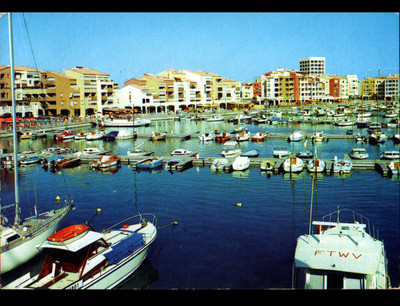 CAP D'AGDE (34) BOATS & RESIDENCES at the animated QUAI RICHELIEU in 1978