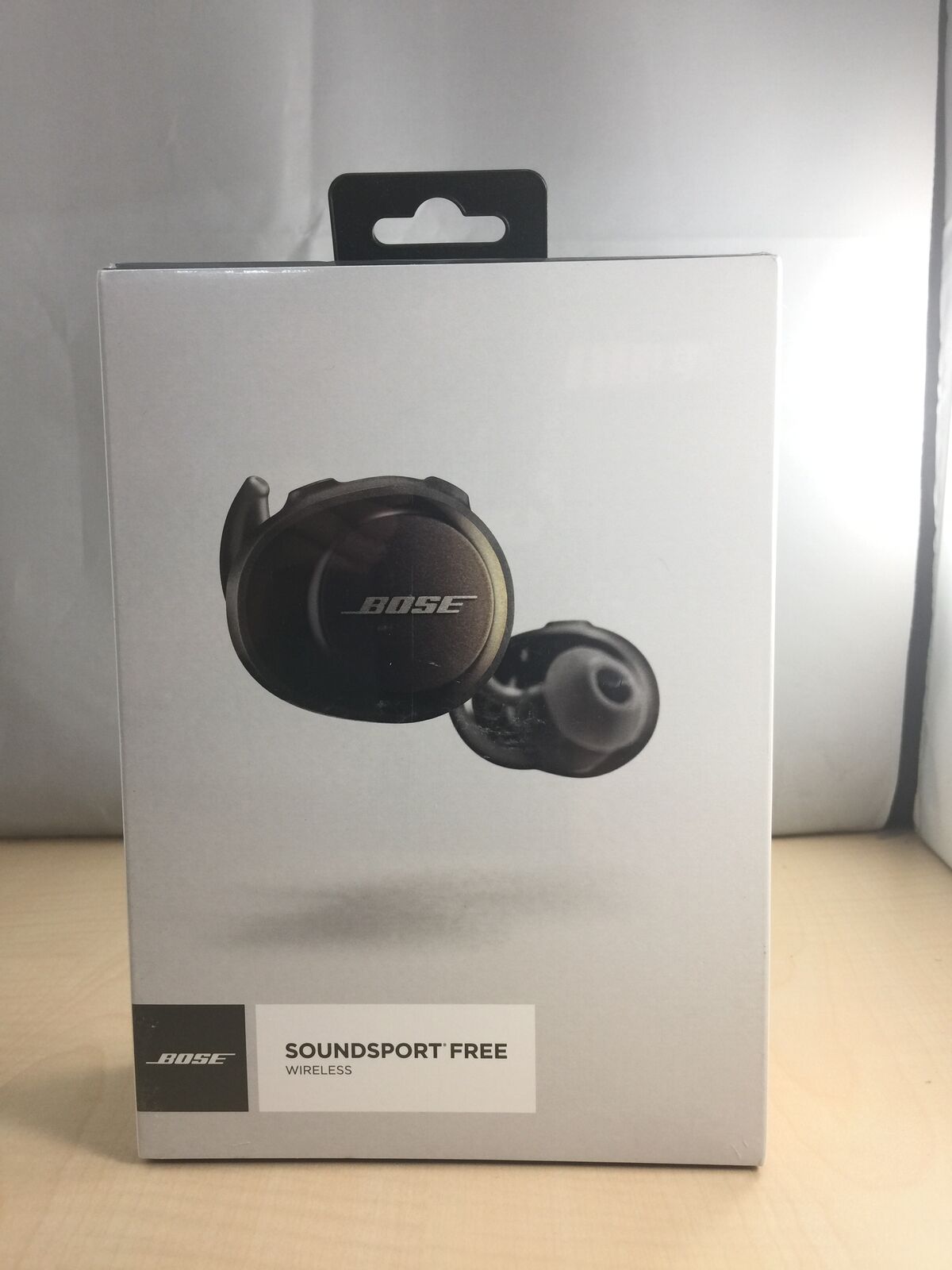 Bose SoundSport Free In Ear Wireless Headphones - Black for sale 