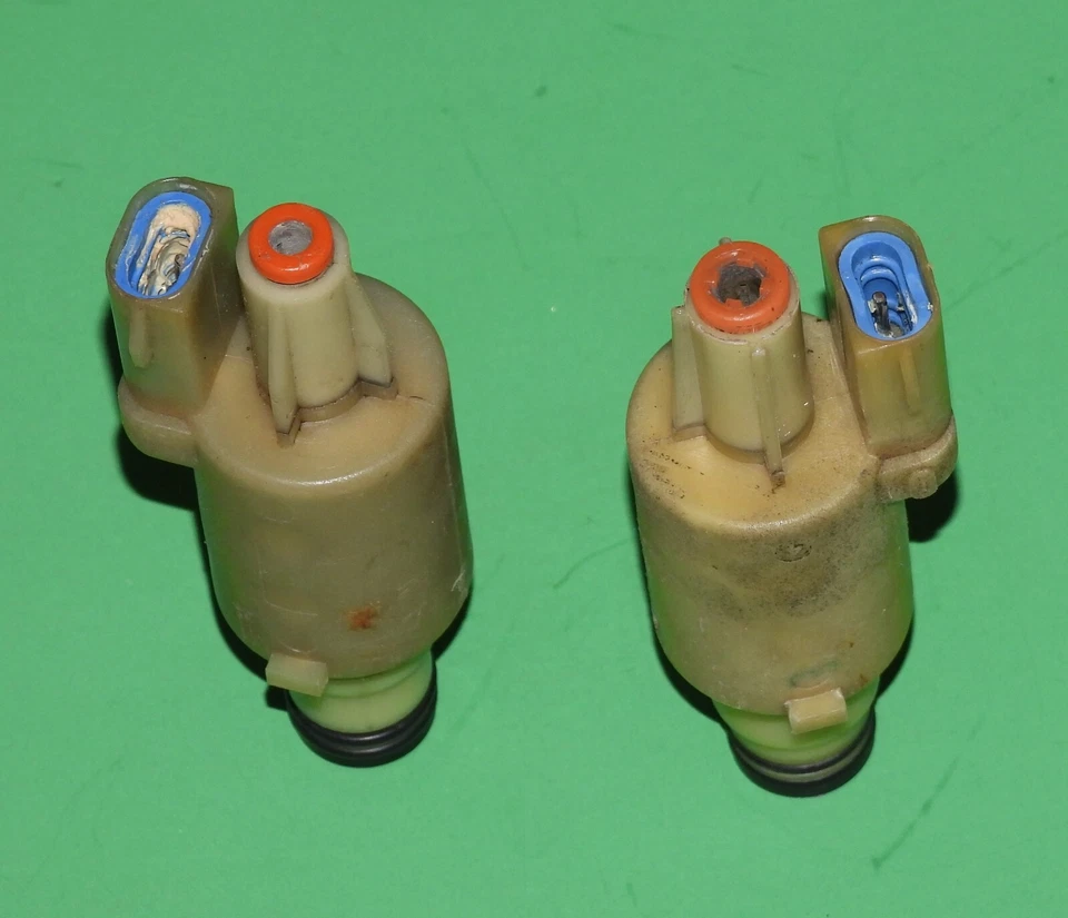 Lincoln Mark VIII 1993-98 OEM suspensión neumática trasera puntal electroválvulas - par Foto 3 de 3