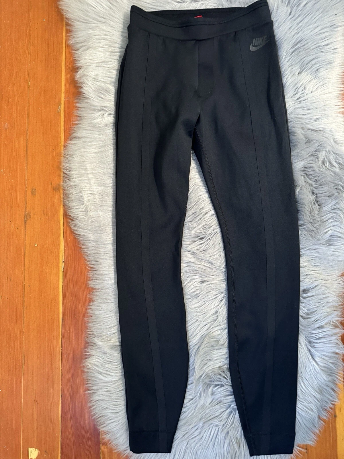 Nike Tights Black Logo Swoosh Rear Pocket Training Workout Run XS Womens