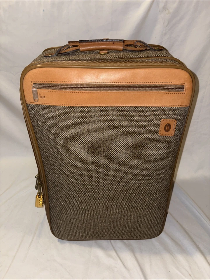 1970s Hartmann Expandable Tweed/Leather 22" Rolling Wheeled Carry on Luggage Bag - Image 2 of 4