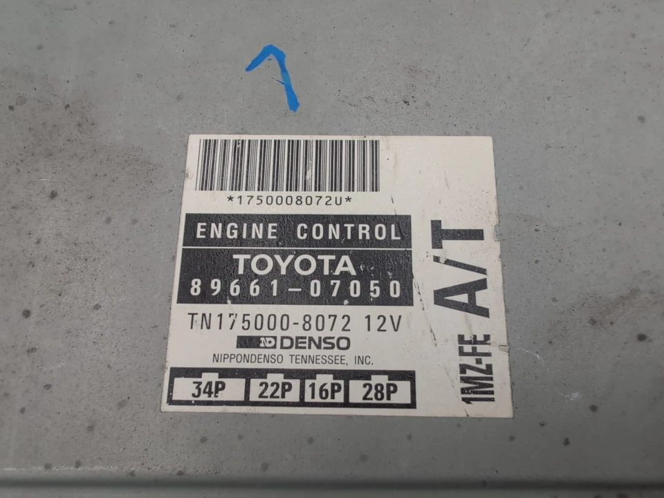 Unidad de módulo de control del motor Toyota Avalon 1995-1997 OEM ECU ECM 89661-07050 Foto 2 de 4