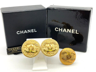 Auth Chanel Vintage Coco Marks 97 P / 29 earrings 3 pcs W/Box SK080287