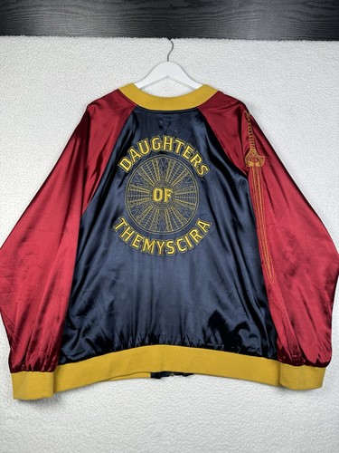 Wonder Woman Plus Size 5X Her Universe Satin Bomber Jacket Daughters Themyscira - Picture 2 of 24
