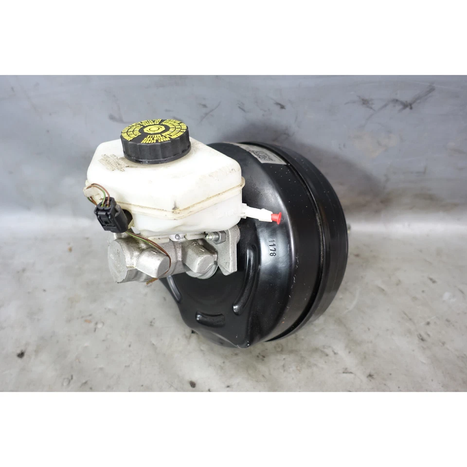 Заводской сервопривод усилителя тормозов и главный цилиндр 2014-2019 BMW F30 3-Series M3 оригинальный - Изображение 2 из 4