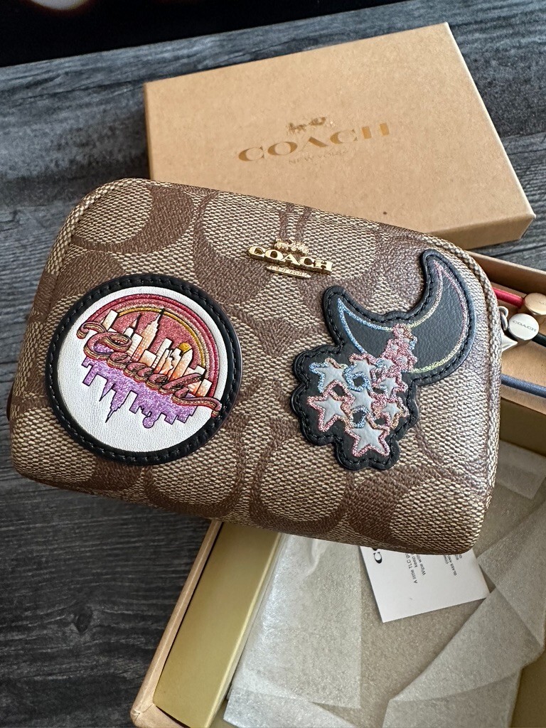 小物 Coach Sisters Signature Accessory Case COACH Boxed Mini Boxy Cosmetic Case & Hair Ties Set
