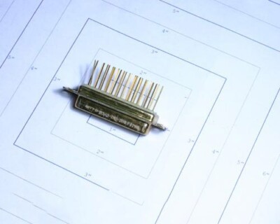 LOT OF TEN   DB25S-F179A CANNON connector D-Subs