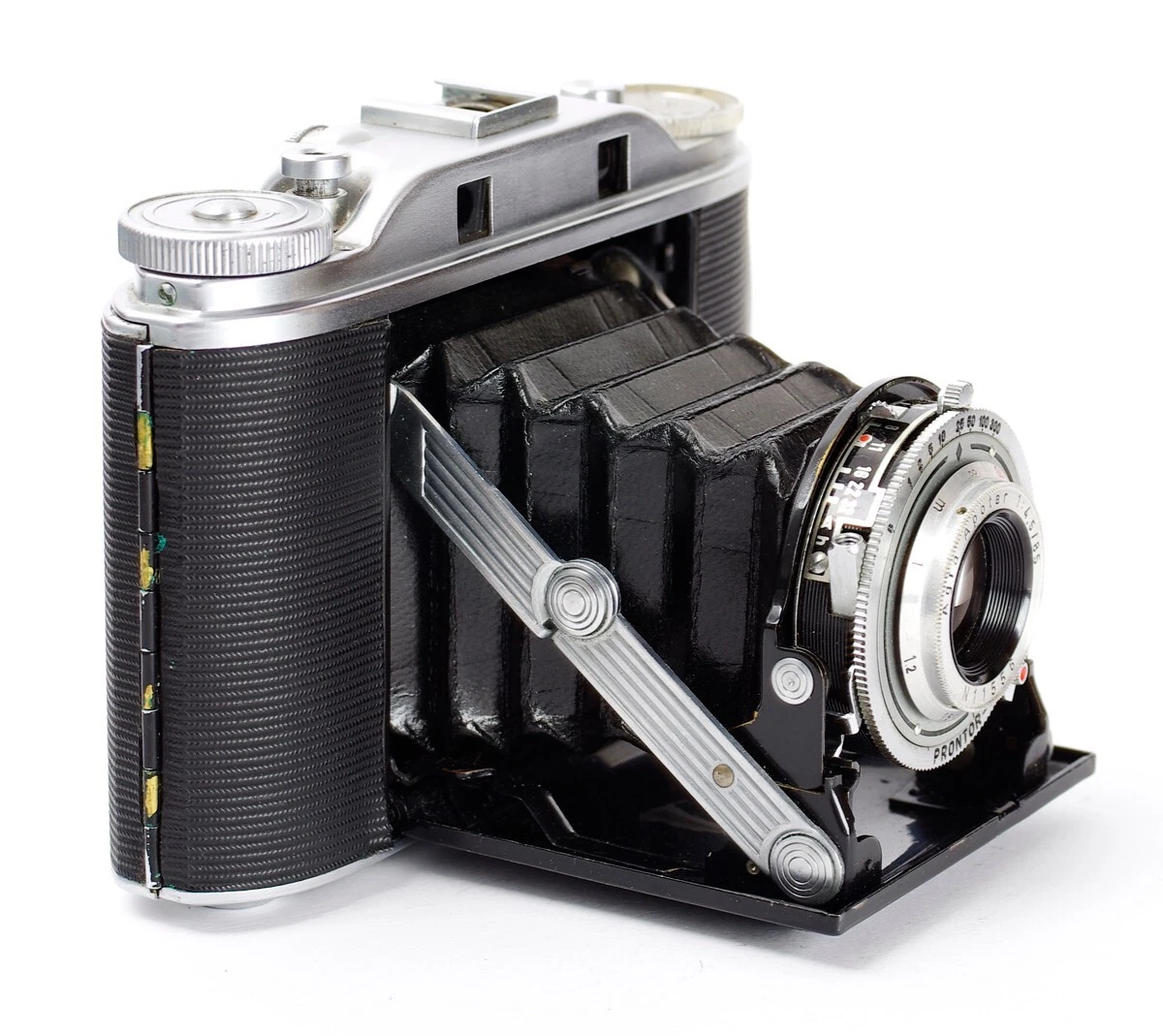 Fichier:Kamera Agfa Isolette III.jpeg - Wikipédia