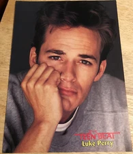 1990s LUKE PERRY / COTY WILD MUSK - Teen Magazine Pin-Up Page Clipping