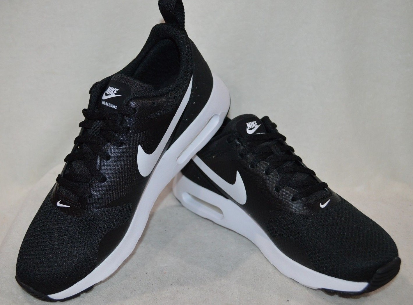 nike max tavas black