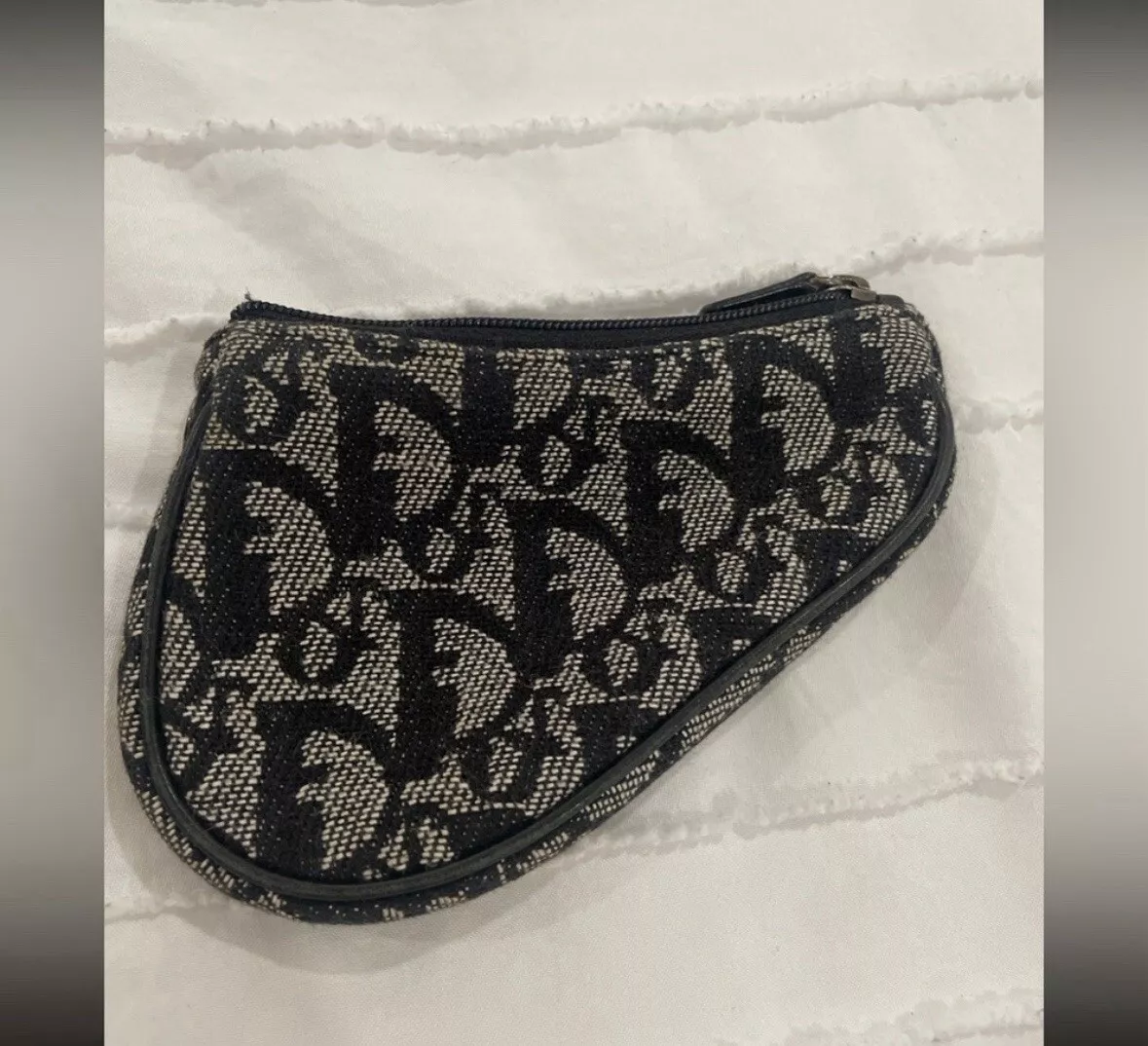 Porte monnaie Christian Dior selle zippée toile Diorissimo MINI