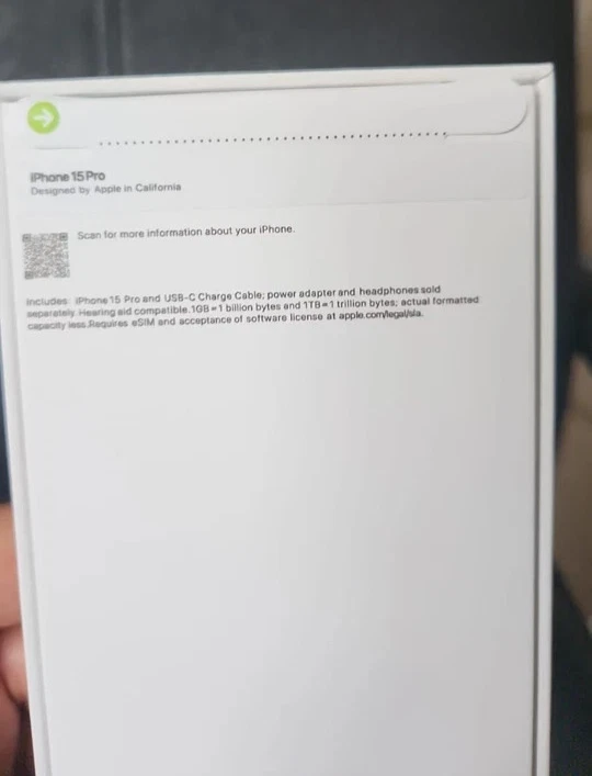 Apple iPhone 15 Pro 256GB Black Titanium Unlocked 100% Battery Health Brand New - Image 3 of 3