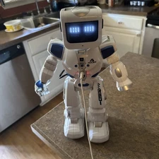 Strikeforce Alpha Intelligent Robot 12 Toy by Mattel 2012