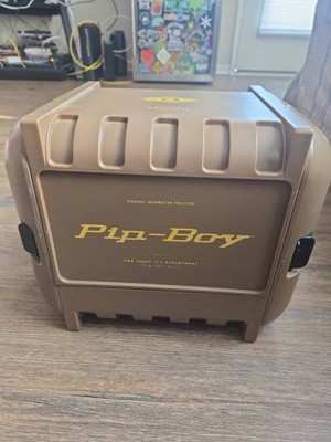 Fallout 4 Collector's Edition Pip-Boy And Box