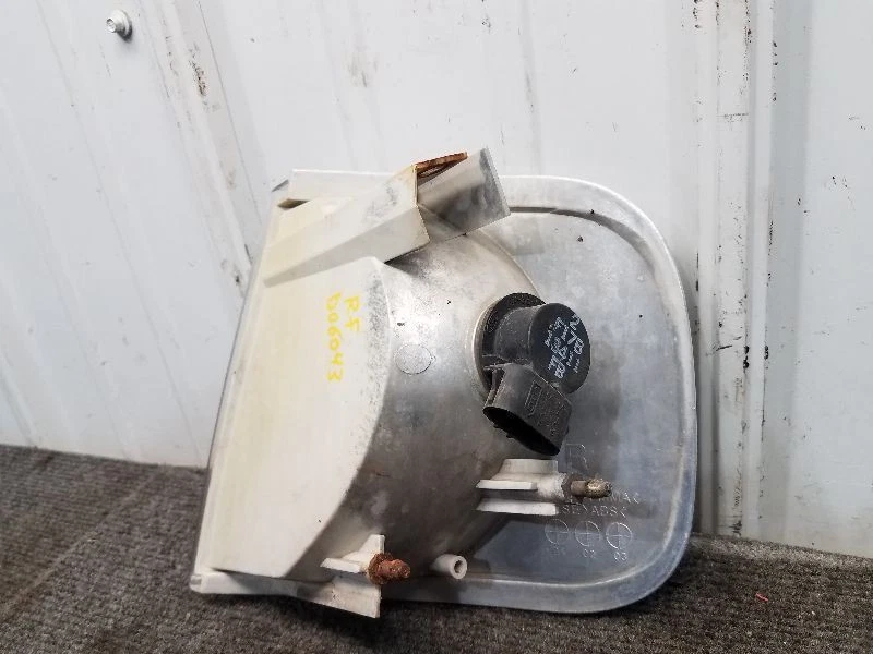 1997-03 福特 F150 乘客右转信号 * 二手 A/M* — 第 3/4 张图片