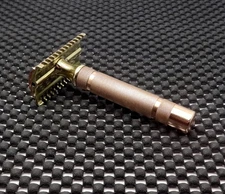 Vintage 1930's Gillette NEW Long Comb DE Safety Razor Clean!