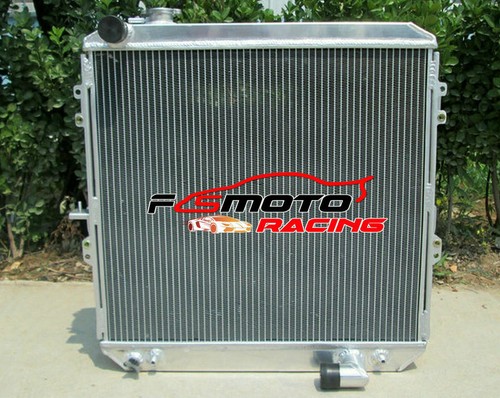 Aluminum Radiator For Toyota Hilux LN106 / LN111 2.8L Diesel 1988-1997 AT/MT 88 - Bild 2 von 5