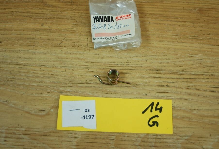 Yamaha DT125 90508-20583-00 SPRING,TORSION Original Genuine
