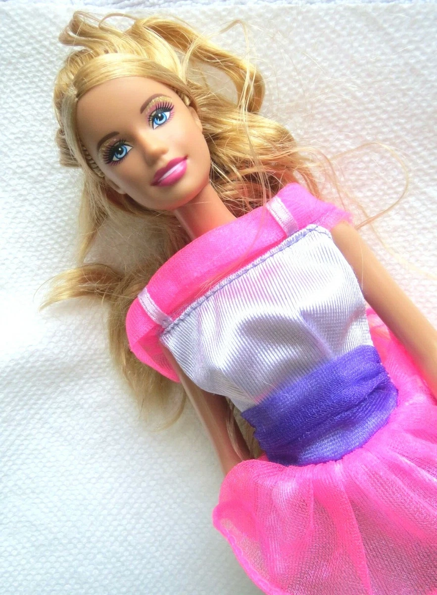 2005 Barbie Doll updated face and more realistic body. authentic